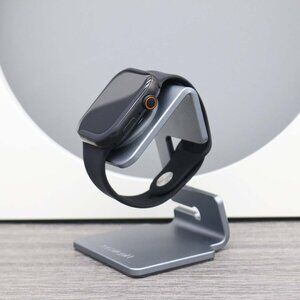 Apple Black Watch Sleek Design